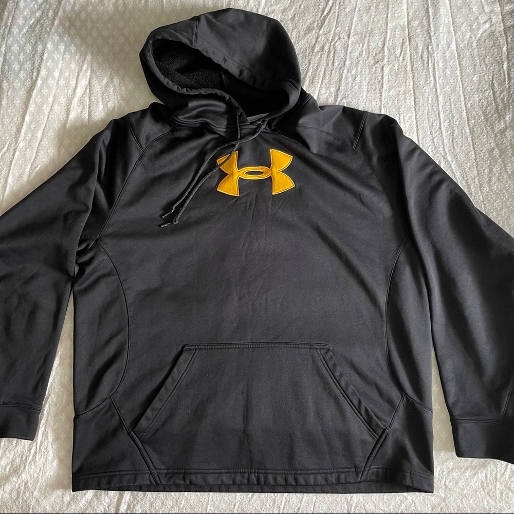 Under Armour Hoodie - XL